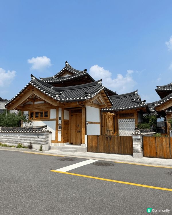 首爾恩平韓屋村的1인1잔咖啡廳是當地一家頗具特色的咖啡廳，吸...