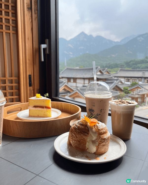 首爾恩平韓屋村的1인1잔咖啡廳是當地一家頗具特色的咖啡廳，吸...