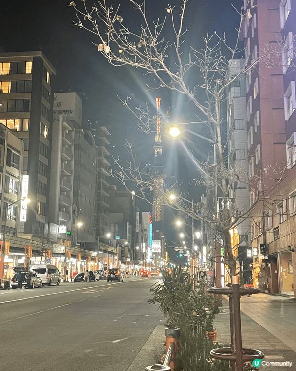 淺草已經有滿滿的聖誕感，好正❤️涼涼的天氣配上聖誕燈飾，滿有...