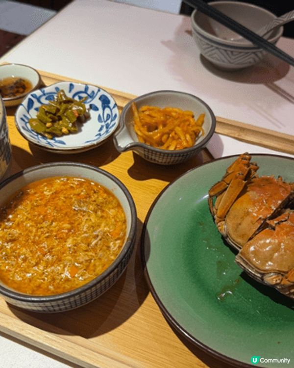 我好鐘意同朋友，屋企人周圍去試唔同既美食！！！正餐啦，甜品啦...