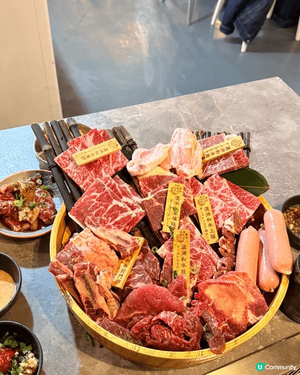去左燒肉+火鍋的放題，和牛很好美味加上不同種類的食物可以盡情...