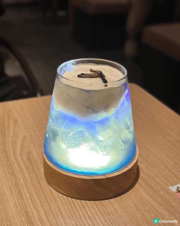 呢間達摩主題嘅日式餐廳🇯🇵裝修風格好日系，設有達摩神台、打卡...