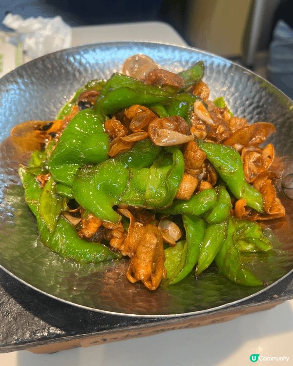 今次去左旺角辣湘湘小炒湖南菜，去到就叫左份酸菜魚，酸菜魚份量...