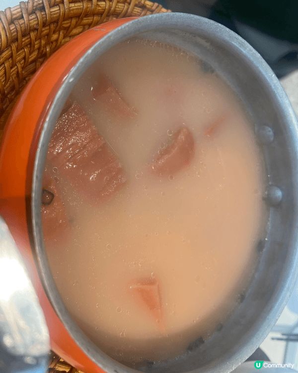 今次去左旺角辣湘湘小炒湖南菜，去到就叫左份酸菜魚，酸菜魚份量...
