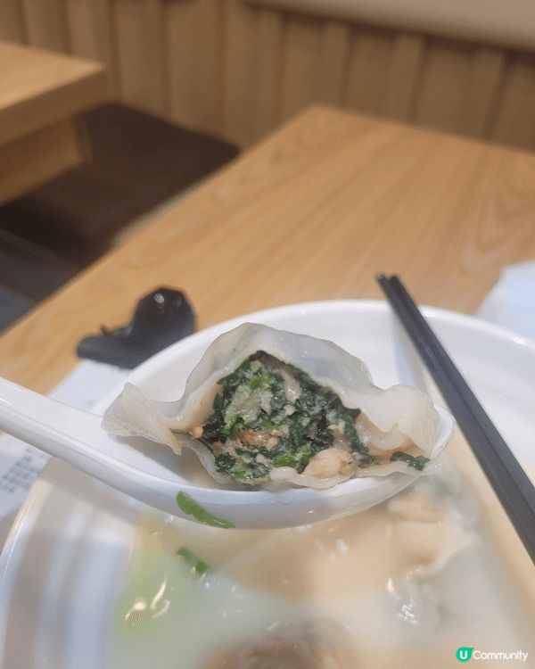 #元滿餃子 魚唇鮮骨魚湯每日新鮮熬製，傳統同特色餃子任君選擇...