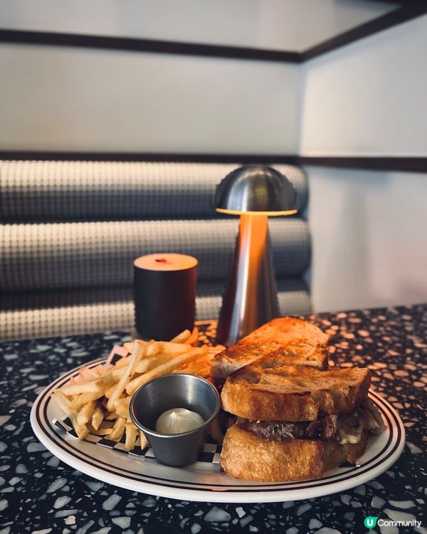 蘇豪復古型格音樂主題美式酒吧🪩 份量驚人Brunch