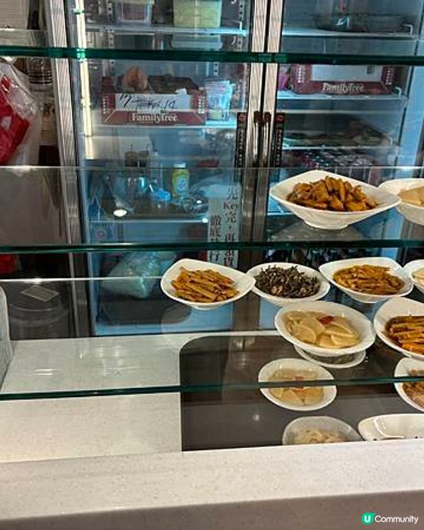 台北老字號餐館，必點的上海鐵鍋生煎包好吃嗎？一盤150的小菜價格驚到我了！