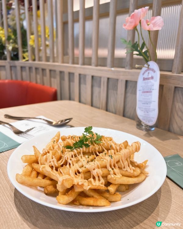 喜歡食卡邦尼同pancake一定要來🤤