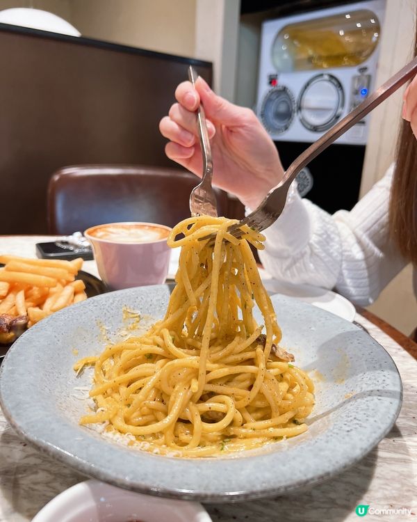一間高質又華麗餐廳好適合同閨蜜一齊去💕💕