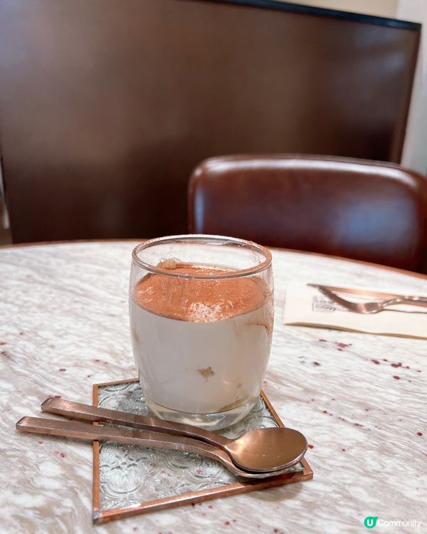 一間高質又華麗餐廳好適合同閨蜜一齊去💕💕