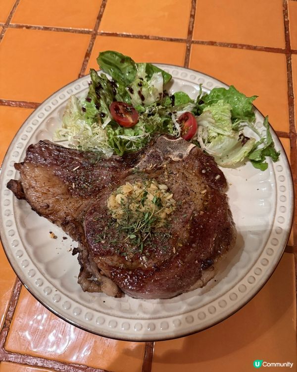 安格斯肉眼🥩配沙律🥗！正呀！😋