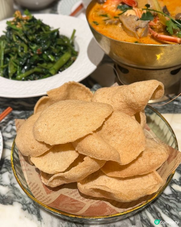 深業上城聖誕打卡📸！泰國菜正到爆！😋