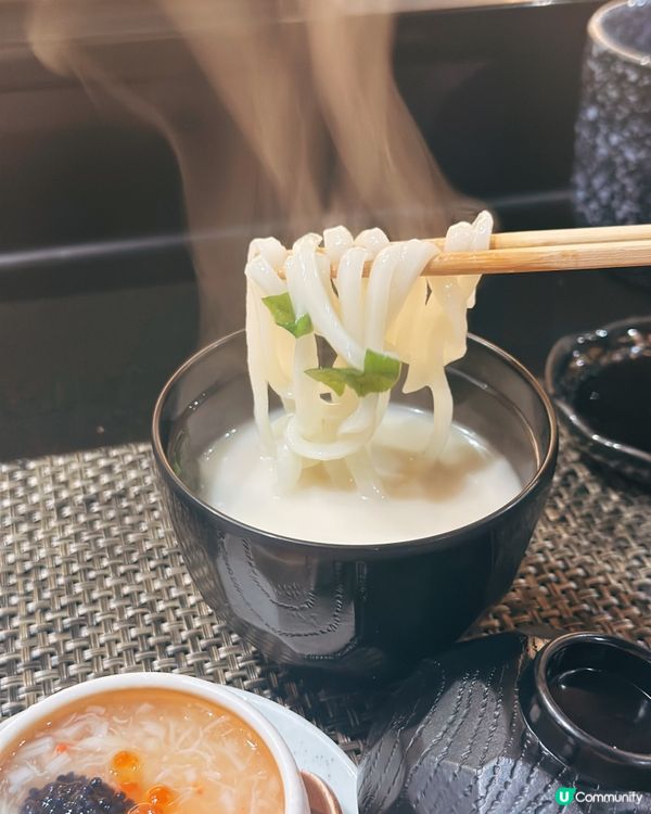 尖東螢火打卡📸！壽司定食抵食😋！天燈投影好浪漫✨！