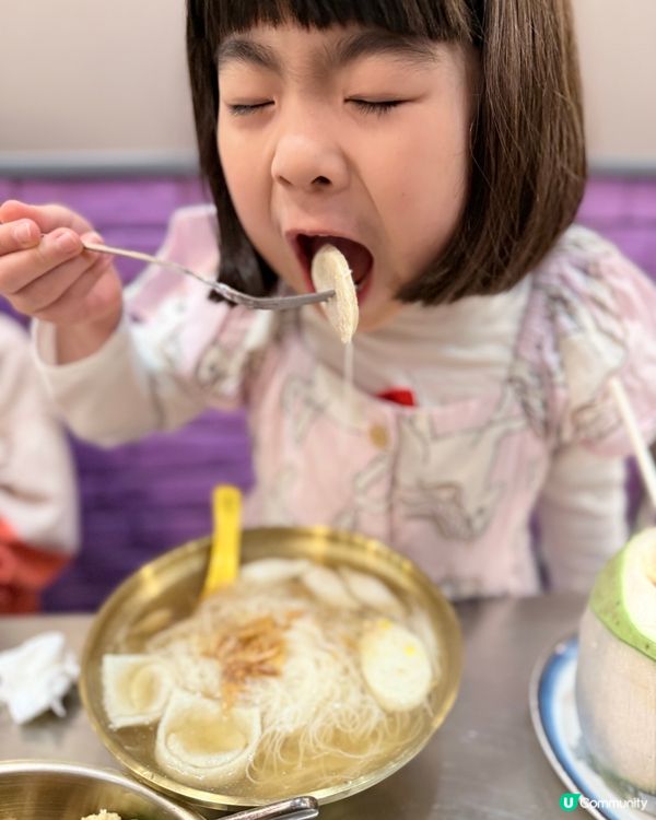 泰國菜🤤！帶兩姊妹食好嘢😋！