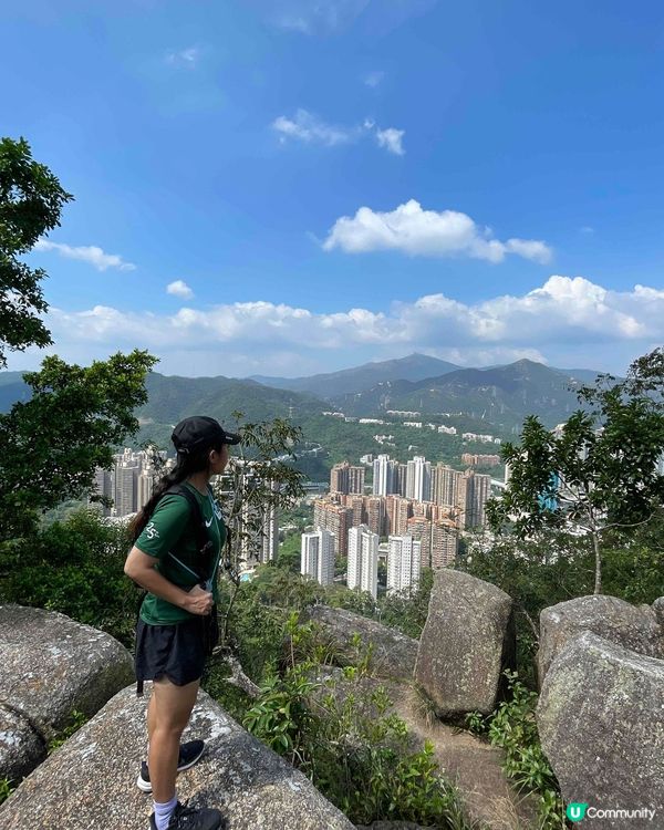 1.  行山初體驗！望夫石打卡⛰️豆腐花正😋！ (14字)
