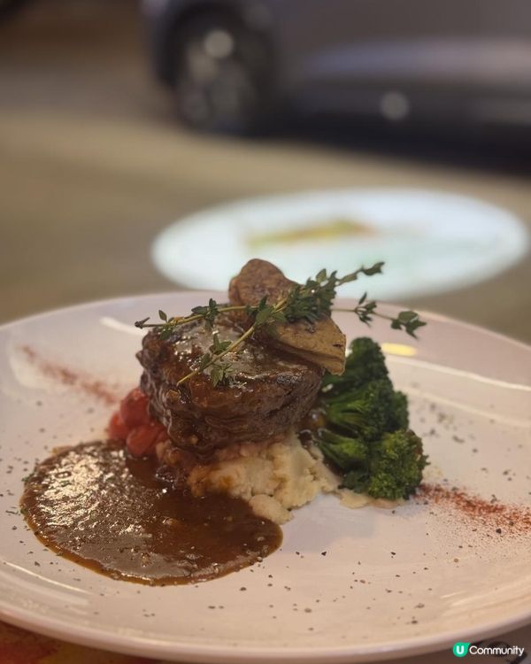 深水埗fusion菜～必叫花竹蝦多士💓💓