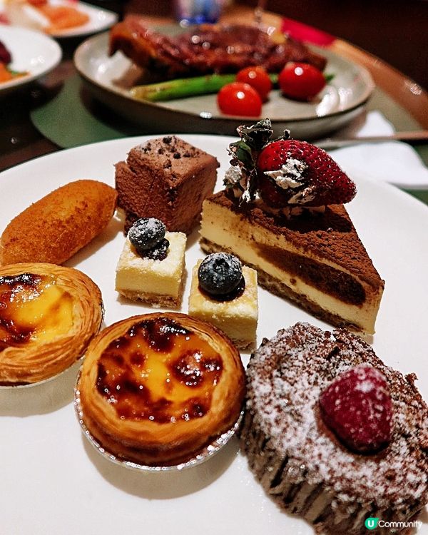 人均二百幾🔥香港酒店晚市自助餐