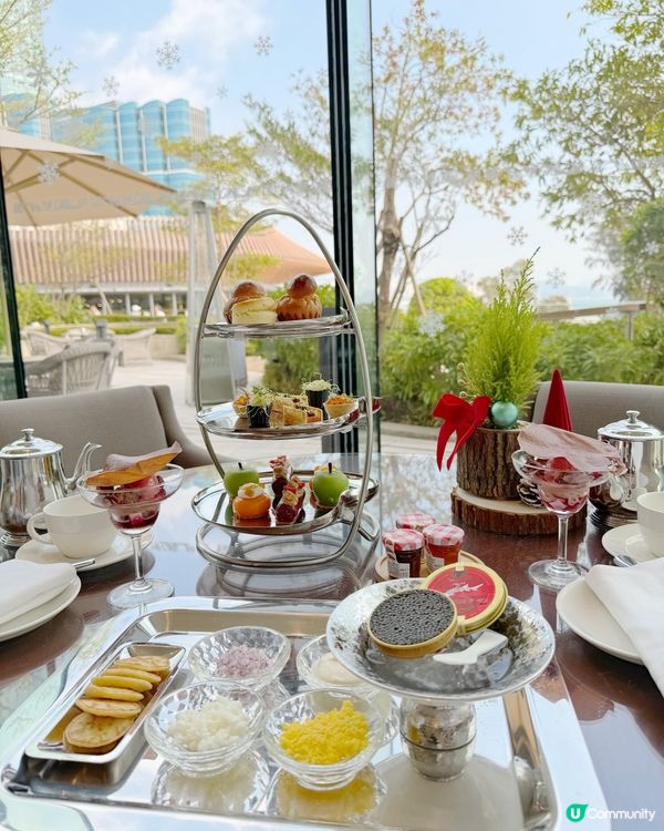 聖誕閨蜜下午茶！🥂 魚子醬超奢華下午茶！😋