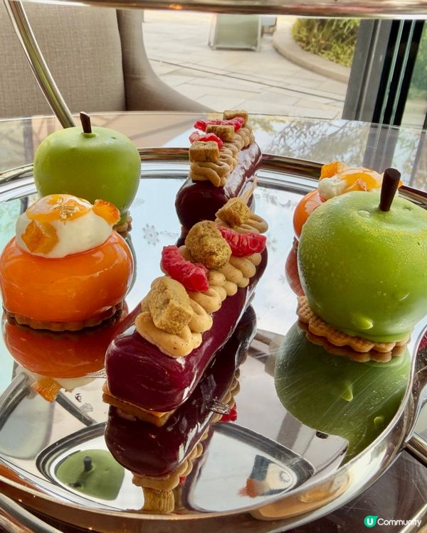 聖誕閨蜜下午茶！🥂 魚子醬超奢華下午茶！😋