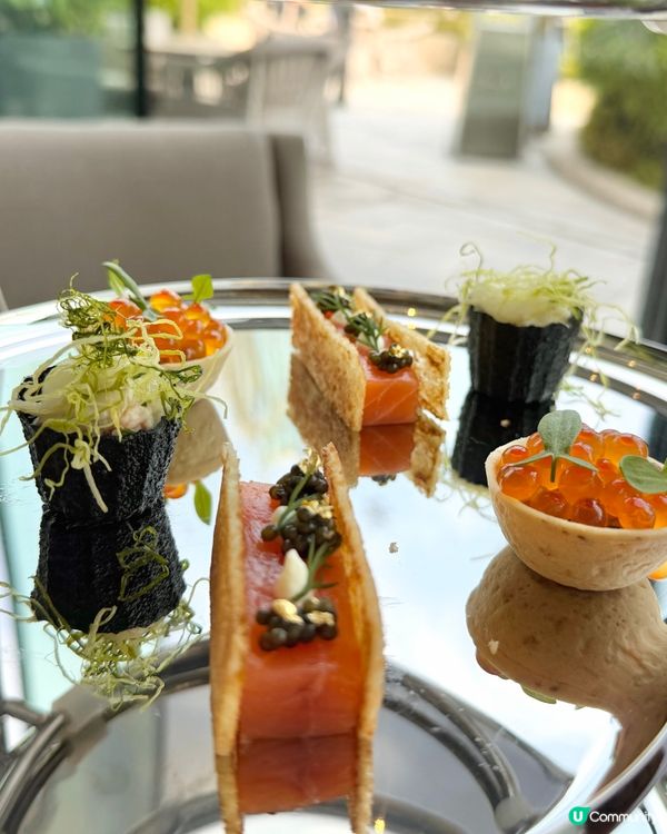 聖誕閨蜜下午茶！🥂 魚子醬超奢華下午茶！😋