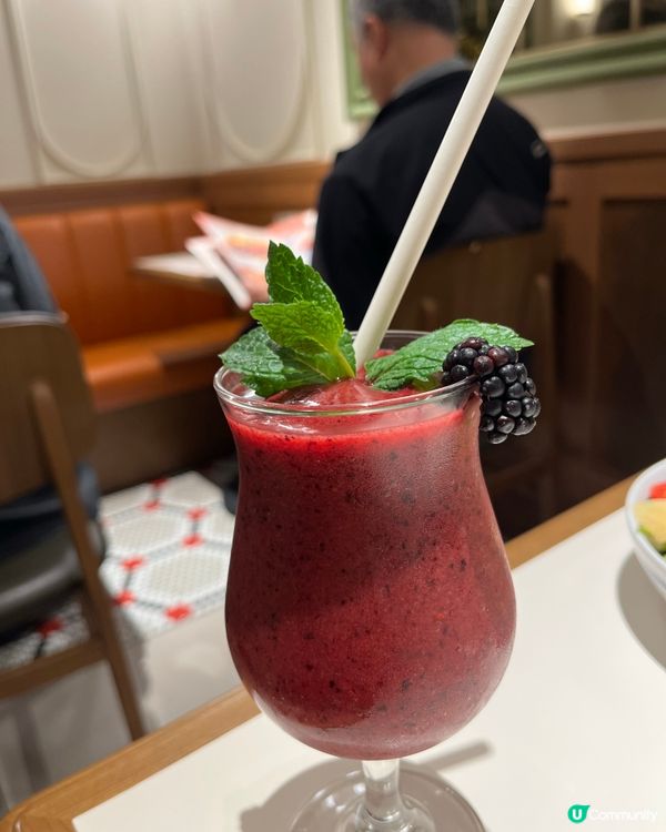 呢間餐廳超正！墨魚意粉🦑必試！