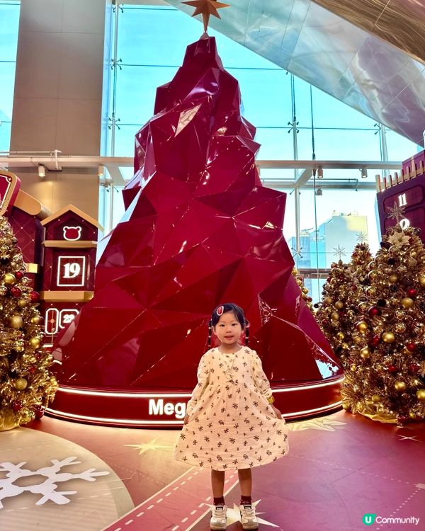 熊啤啤聖誕夢幻打卡區！📸🎁🎄