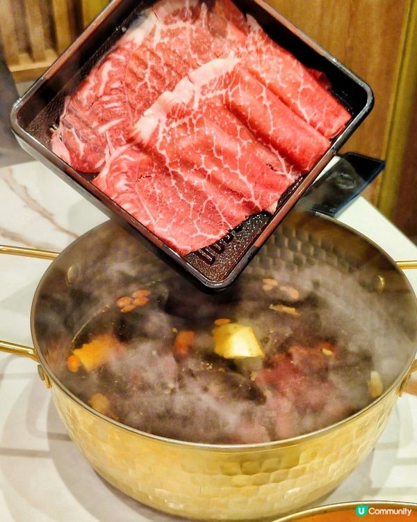 牛牛牛牛牛！吃肉獸不可錯過的火鍋+鐵板燒！