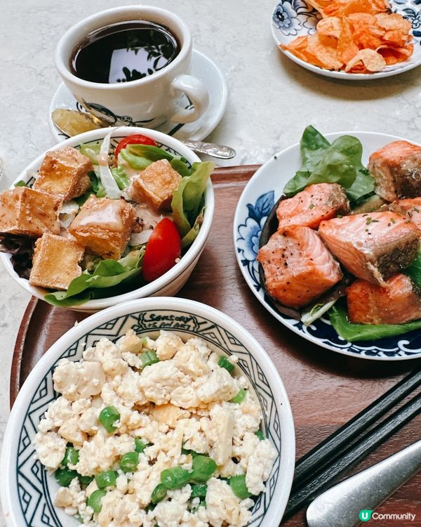 $128 食勻沙律＋濃湯＋主菜＋甜品！