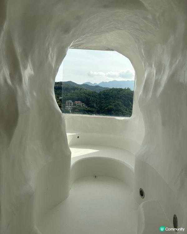 希臘洞穴泡池風格打卡