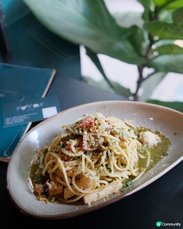 大學站高質意粉漢堡小店