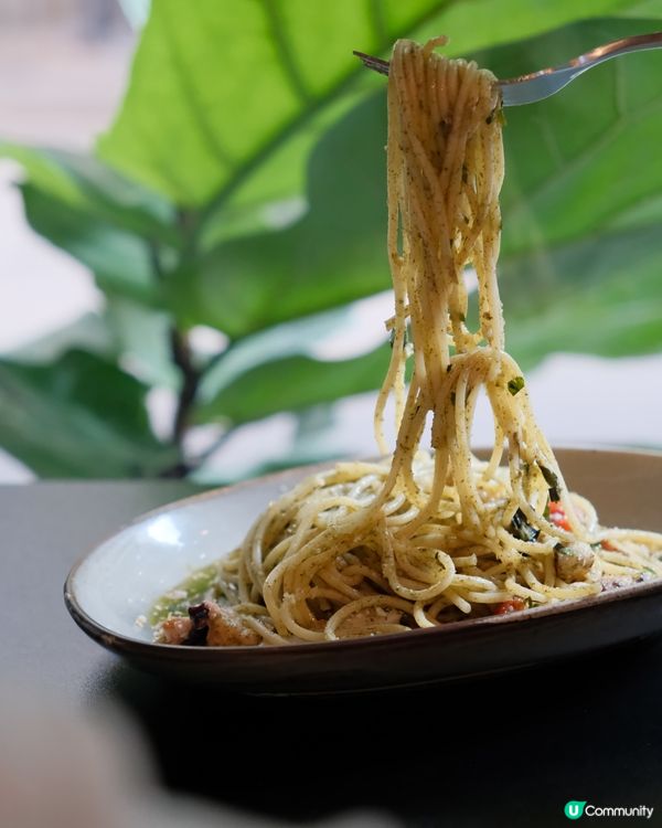 大學站高質意粉漢堡小店