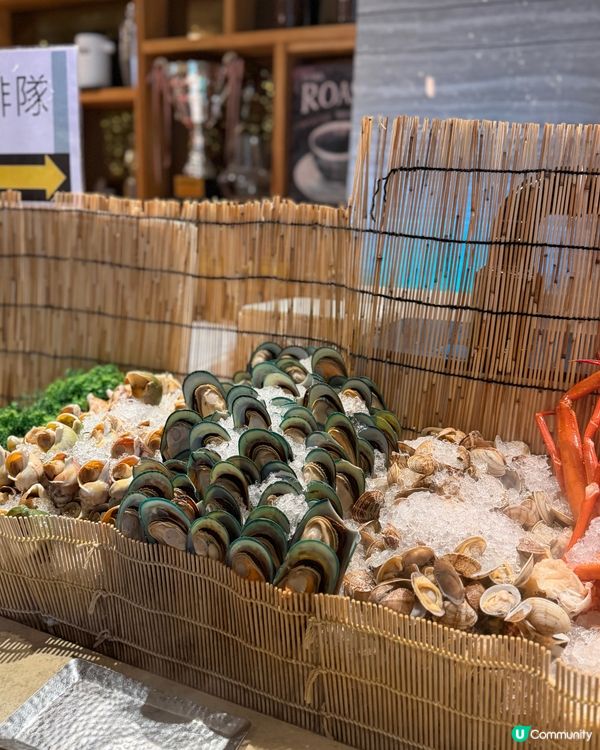 聖誕自助餐開餐啦🤤長腳蟹龍蝦任你食🦀🦞