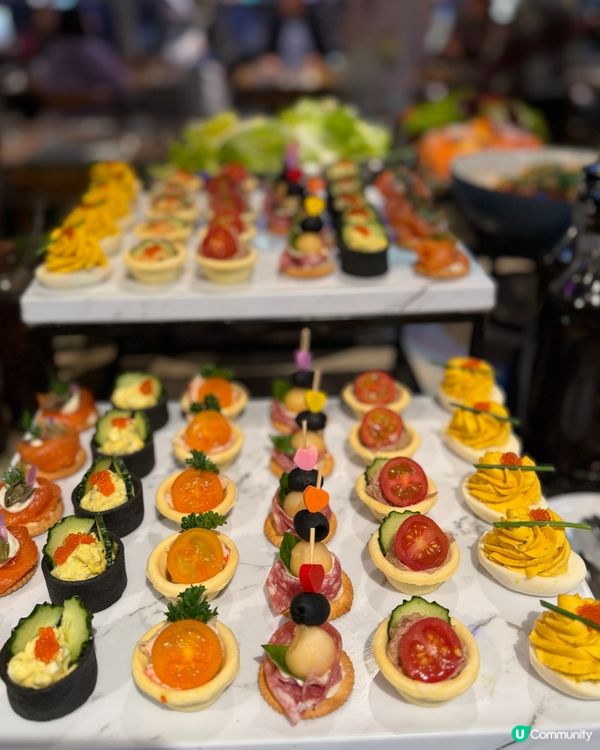 聖誕自助餐開餐啦🤤長腳蟹龍蝦任你食🦀🦞