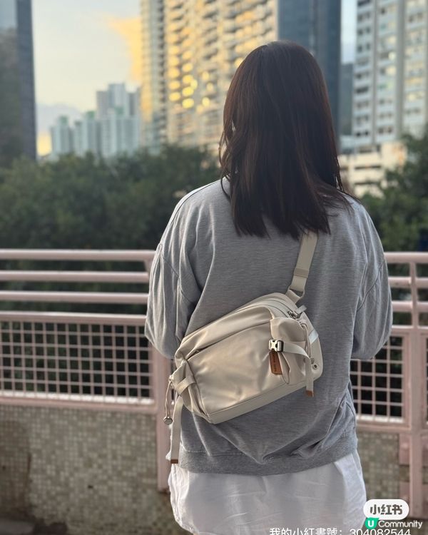 奶媽必備！超好用斜孭袋🎒 帶妹出街輕鬆晒！🤩