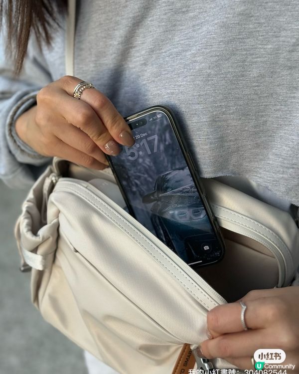 奶媽必備！超好用斜孭袋🎒 帶妹出街輕鬆晒！🤩