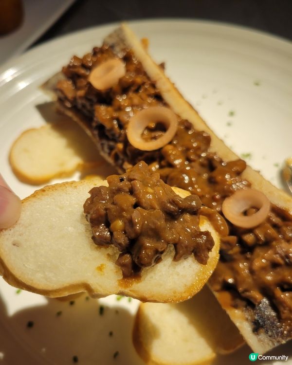 牛骨髓和牛粒多士🤤！牛嘅精華盡喺呢度！