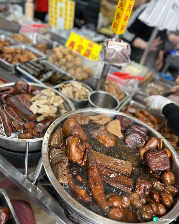 大溪老街必食 💕 老阿伯現滷豆干