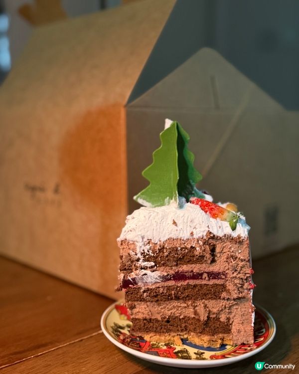 聖誕限定蛋糕到手！❄️榛子朱古力超正！😋