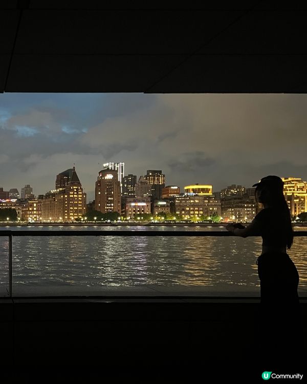 外灘夜色，醉人美景！🌃✨