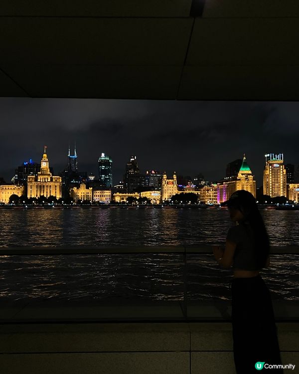 外灘夜色，醉人美景！🌃✨
