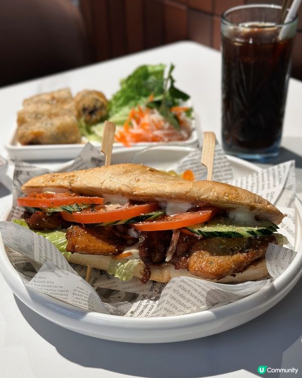 連續8年榮獲米芝蓮推介喺灣仔月街好有人氣嘅Pho店🇻🇳Bra...