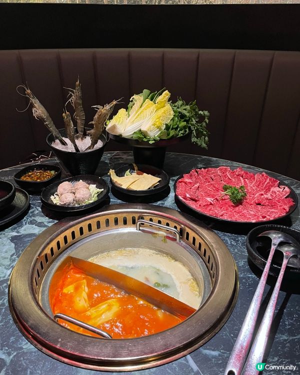 雙拼湯底，兩種滋味