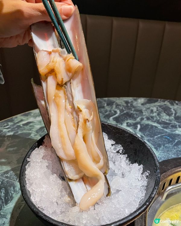 雙拼湯底，兩種滋味