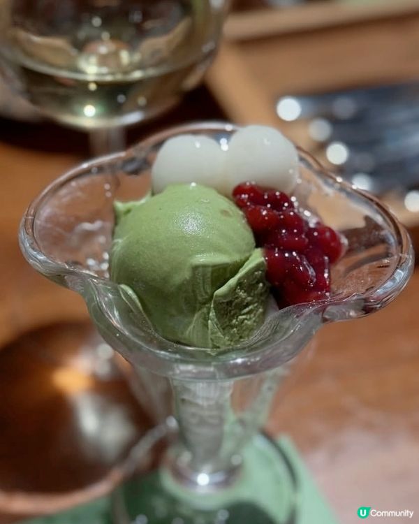 今個聖誕一於同好友同埋小朋友去帝逸酒店食屋誕自助餐歡渡聖誕啦...