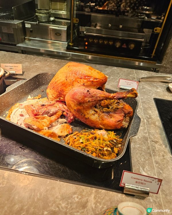 今個聖誕一於同好友同埋小朋友去帝逸酒店食屋誕自助餐歡渡聖誕啦...