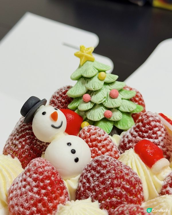 聖誕限定士多啤梨蛋糕！🍓 法式忌廉超正！😋