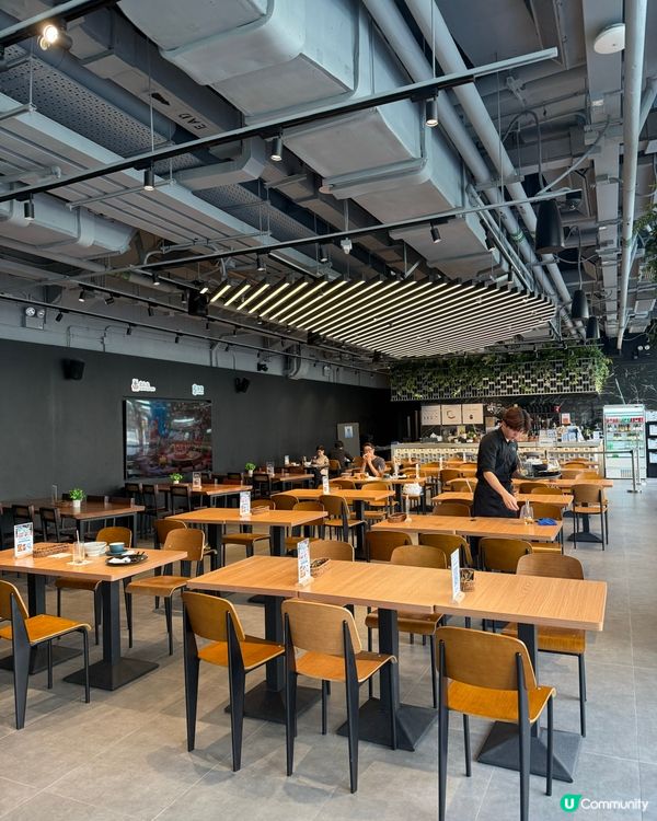 1. 新蒲崗隱世Cafe！3000呎超大空間🤩聚會一流！