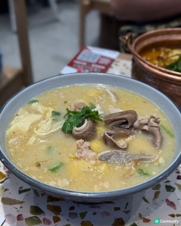 厚福街の昆明銅鍋米線