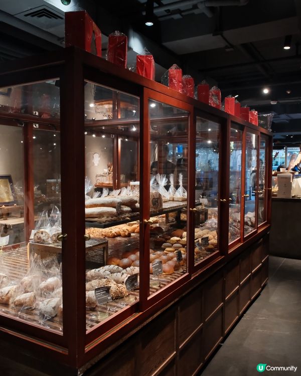 福崗過江龍嘅bakery店