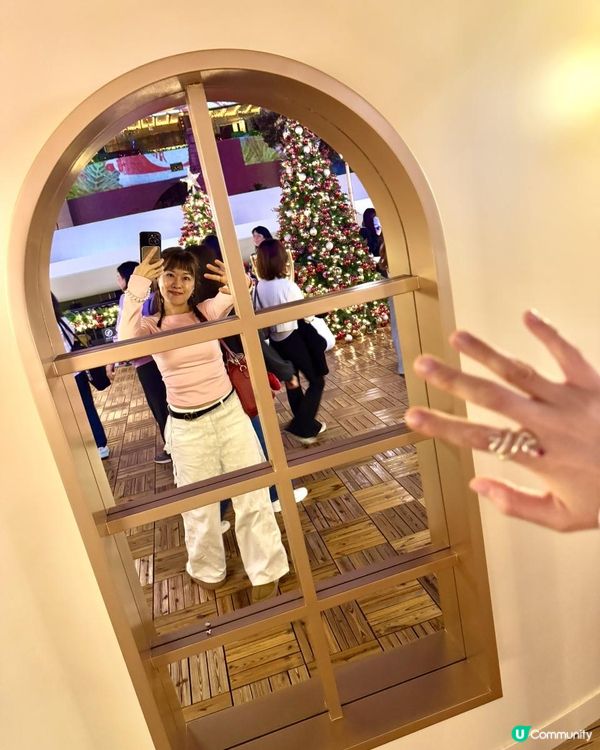 西九好靚但好多人... 所以我去咗呢度睇聖誕樹打卡📸